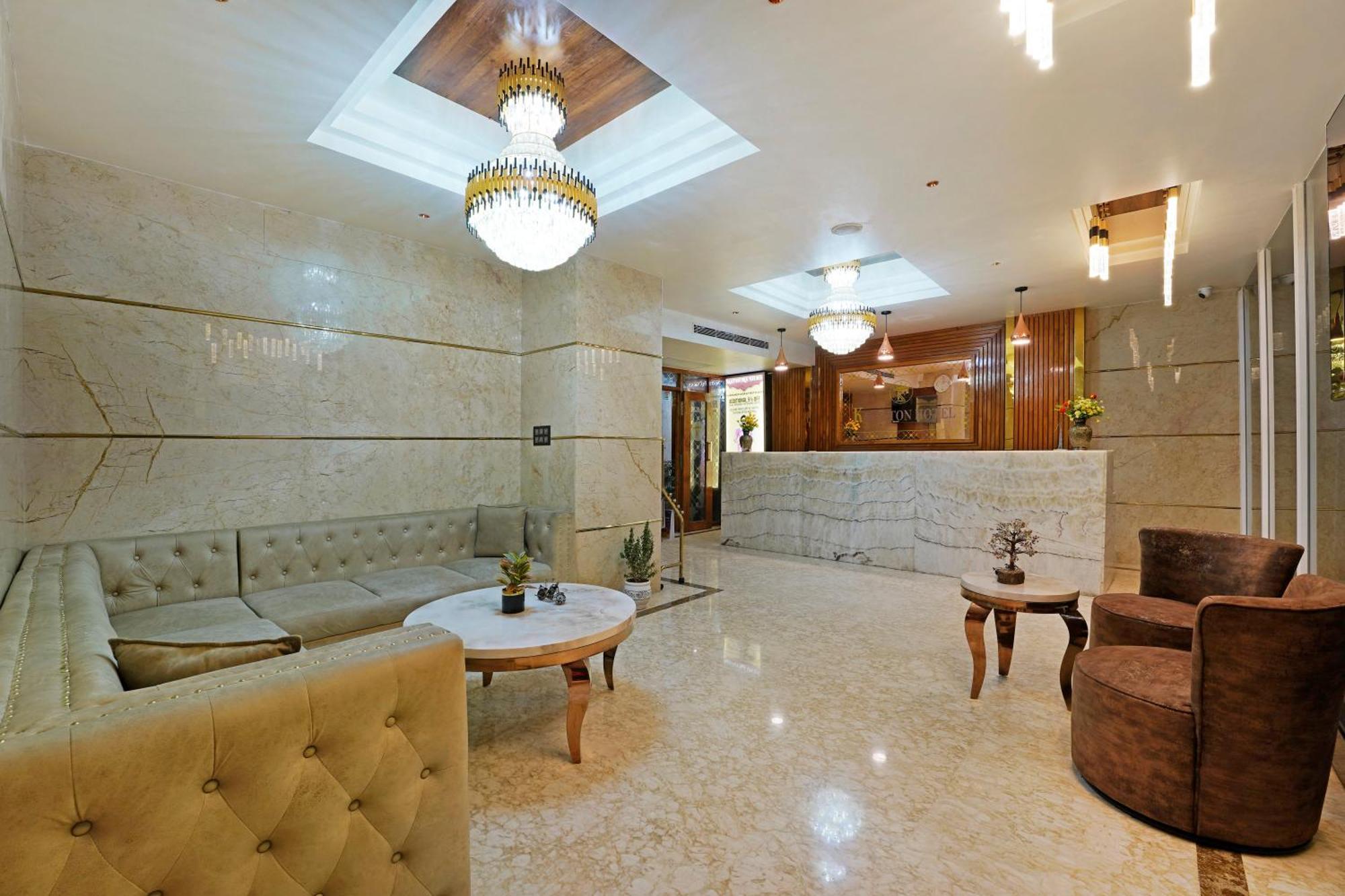 Kingston Hotel Bangalore Exteriör bild