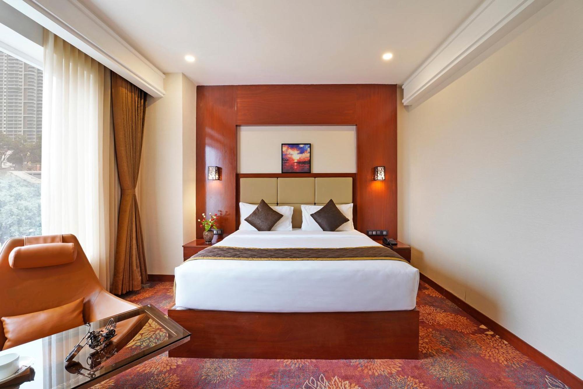 Kingston Hotel Bangalore Exteriör bild