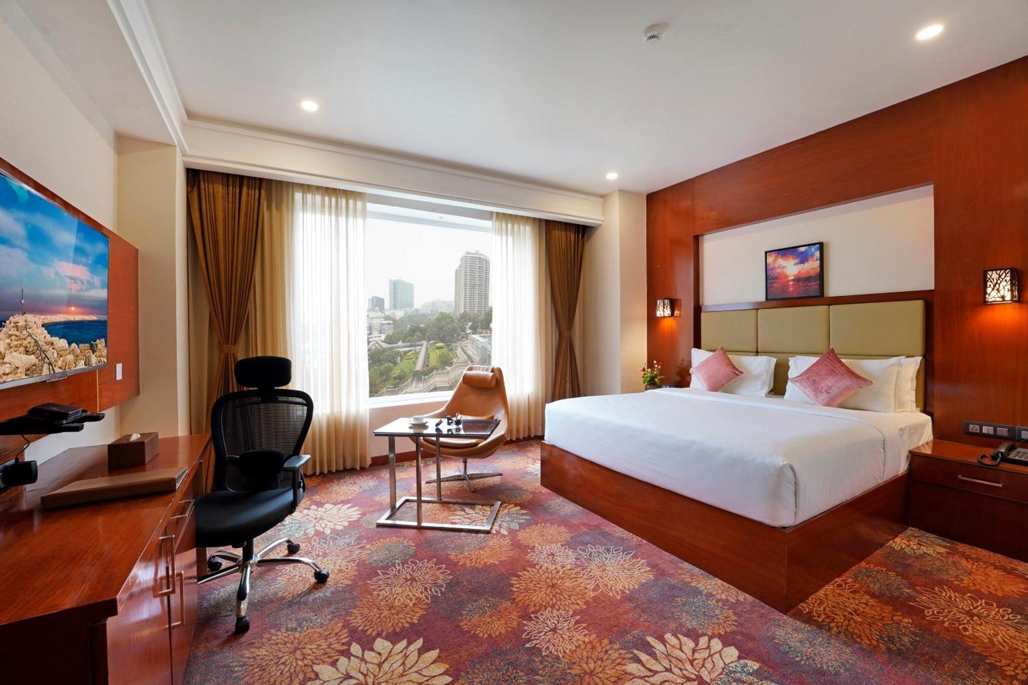 Kingston Hotel Bangalore Exteriör bild